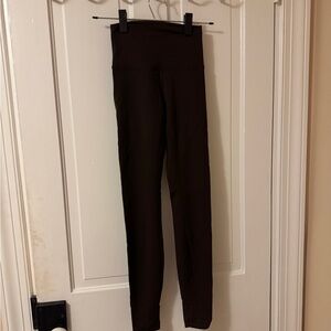 Lululemon Wunder Train 28” Leggings